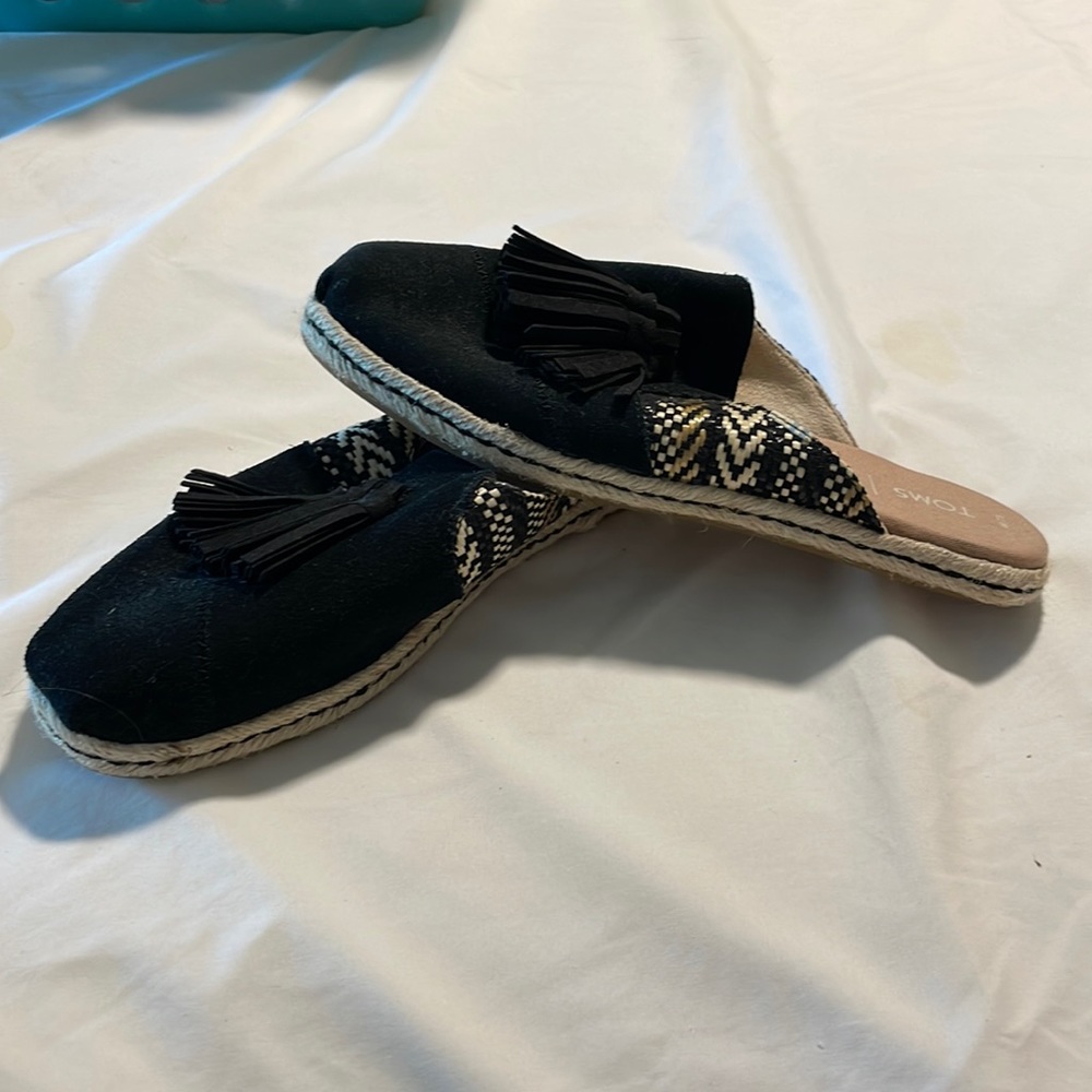 TOMS mules